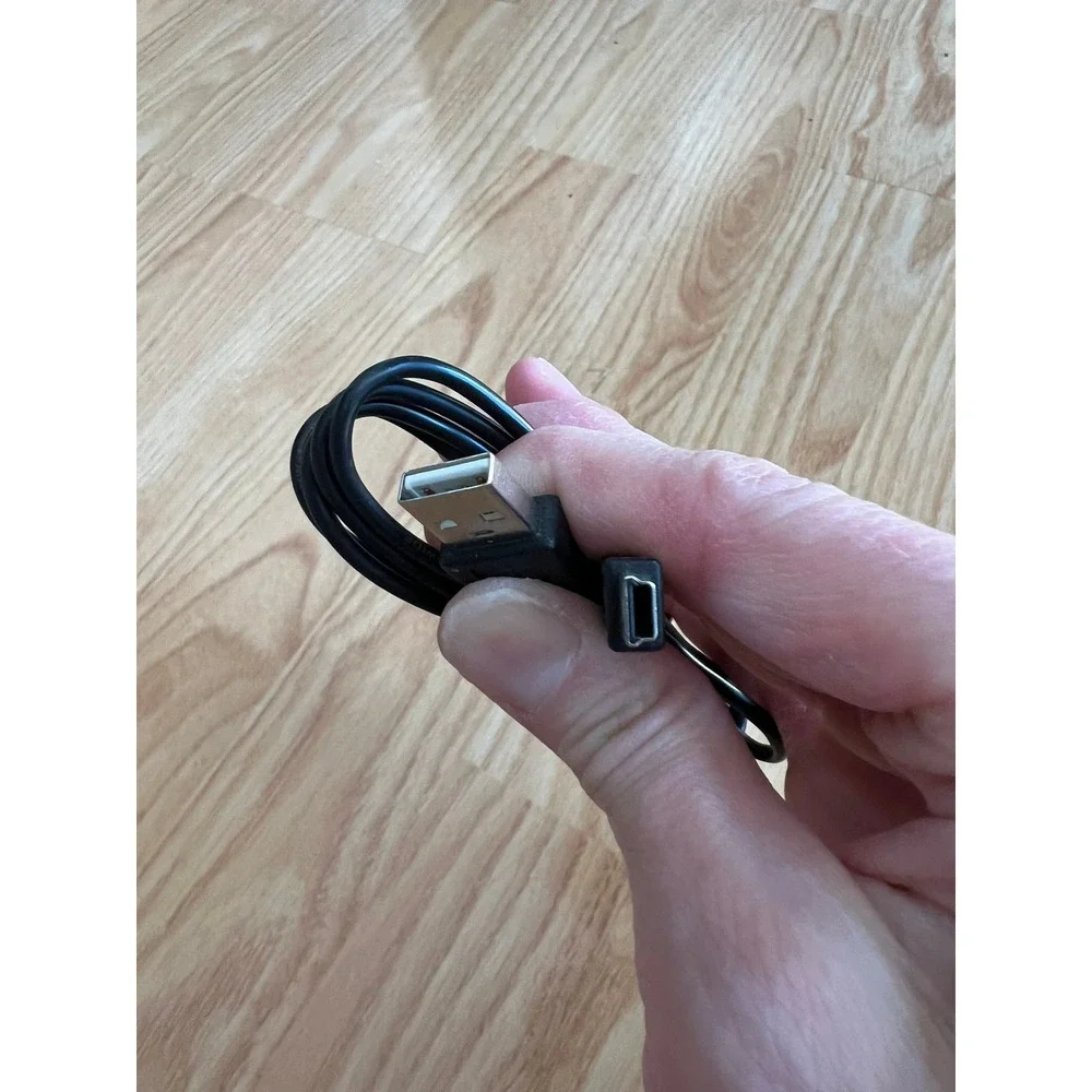 USB to Mini-USB Cable Unisex OS Black Very Good Data Sync Charge Cord